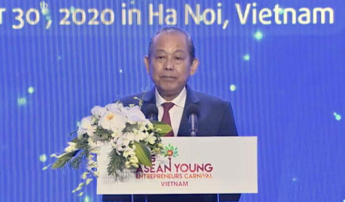 Phó Thủ tướng Trương Hòa Bình phát biểu khai mạc hội nghị. Ảnh: PV