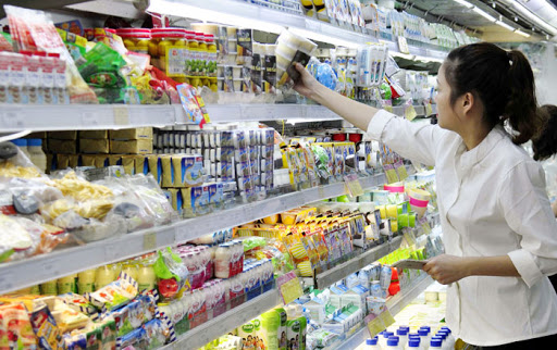 Hàng Việt đang xuất khẩu ổn định thông qua hệ thống phân phối của các tập đoàn bán lẻ hàng đầu thế giới như Aeon, Walmart, Central Retail... Ảnh: T.L.