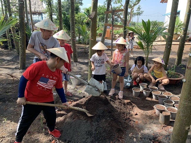 Chị cho rằng để thành công với mô hình này thì cần ý tưởng tốt và sự kiên trì để thực hiện ý tưởng đó