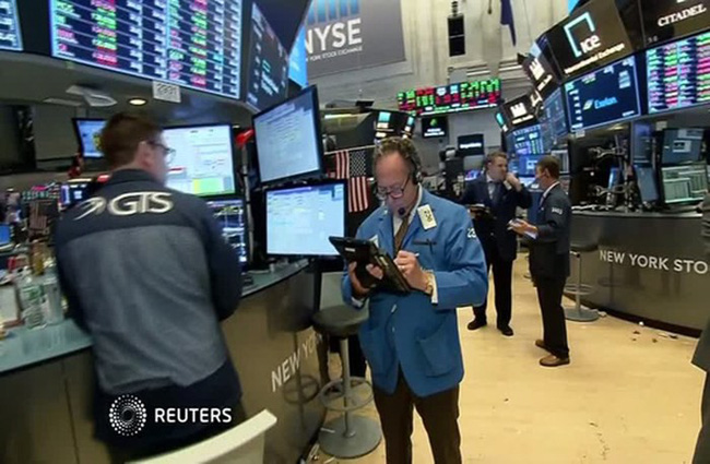 Wall Street có phiên đảo chiều ngoạn mục trong phiên giao dịch hôm nay. Ảnh: Reuters