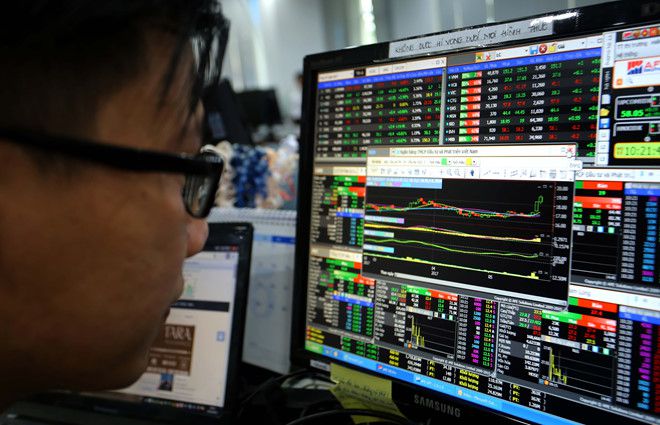 VN-Index có thể tiếp tục kiểm định vùng hỗ trợ 1.185-1.190 điểm tuần này. Ảnh: T.L