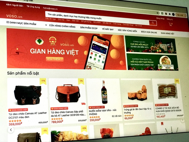 Gian hàng Việt trực tuyến trên các sàn thương mại điện tử sẽ giúp doanh nghiệp có thêm nhiều cửa trong phân phối hàng hóa, định vị thương hiệu với người tiêu dùng. Ảnh: T.L.
