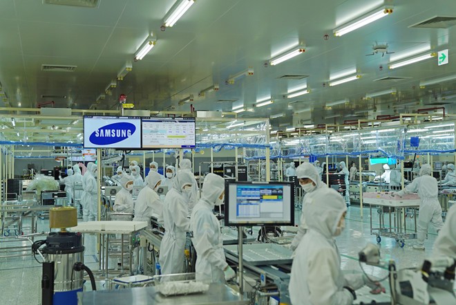 Chẳng hạn, hiện nay số lượng nhà cung ứng cấp 1 của Samsung đã lên đến 42 doanh nghiệp, số lượng nhà cung ứng cấp 2 là 170 doanh nghiệp. Ảnh:TL.