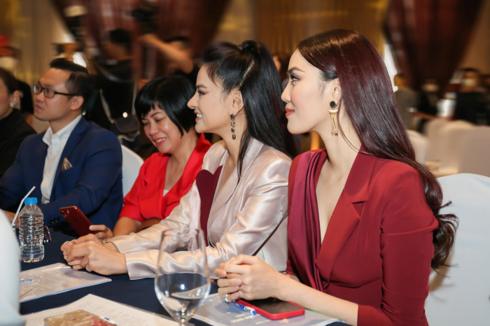Dàn siêu mẫu vào ban chấp hành Hội Người mẫu Việt Nam