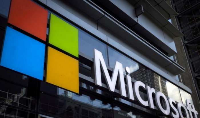 Microsoft thắng hợp đồng khủng gần 22 tỉ USD. Ảnh: Reuters