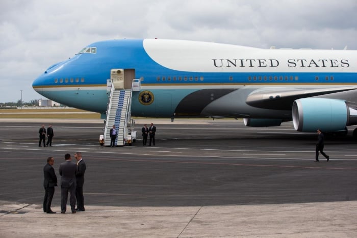 Một chiếc Không lực Một ở Cuba vào 22/3/2016. Ảnh: Zuma Press.