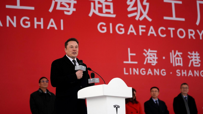 Elon Musk sẽ đối mặt nhiều khó khăn ở Trung Quốc. Ảnh: Reuters.
