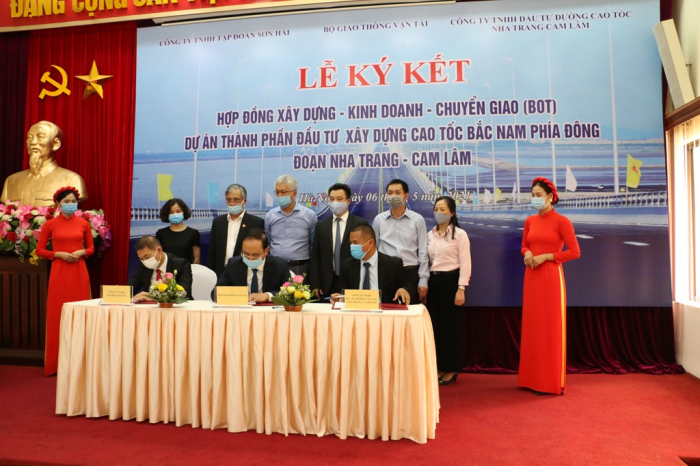 Dự án cao tốc Nha Trang-Cam Lâm chính thức được ký kết theo hình thức PPP. Ảnh: M.T