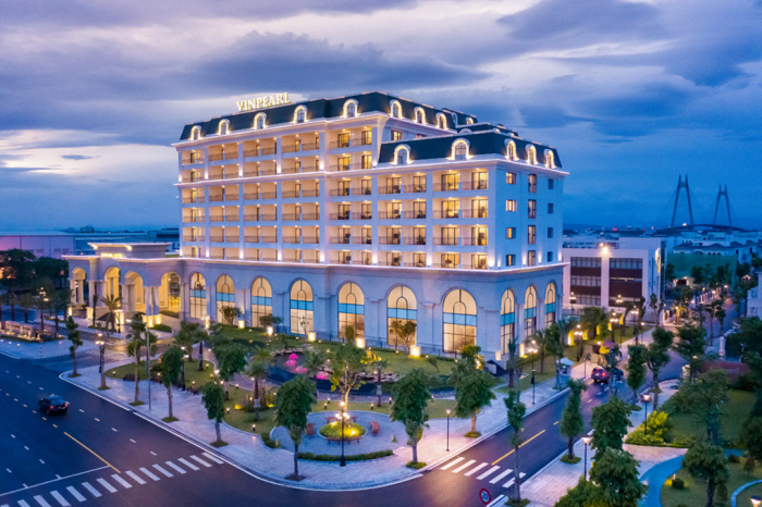 Vinpearl Hotel Rivera Hải Phòng – 1 trong 2 đại diện trong chuỗi khách sạn nội đô của Vinpearl có tên trong hạng mục giải thưởng Travelers' Choice Awards. Ảnh: TL.