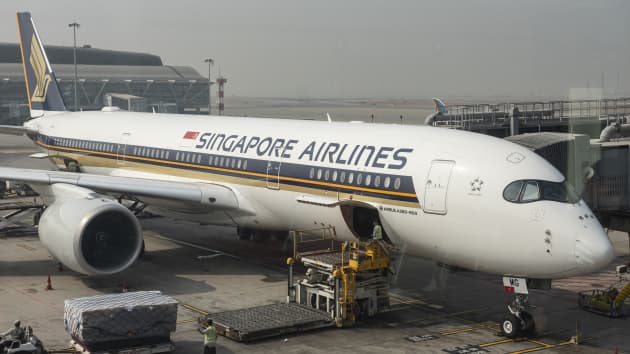 Singapore Airlines lỗ kỷ lục năm thứ 2 liên tiếp. Ảnh: CNBC