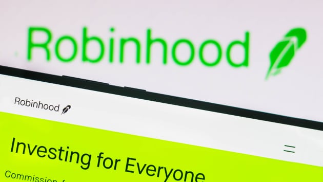 Sàn đầu tư Robinhood bị phạt kỷ lục. Ảnh: CNBC.