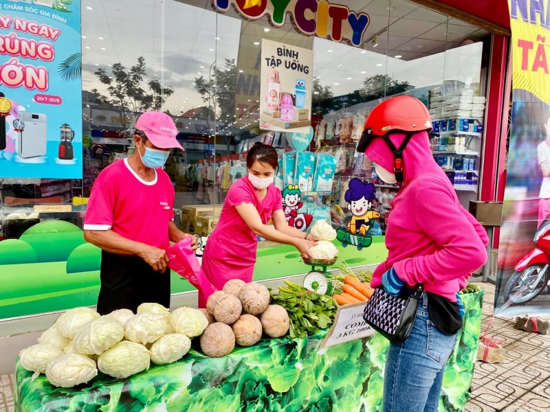 Nông sản được bán tại một cửa hàng Con Cưng. Ảnh: Con Cưng.