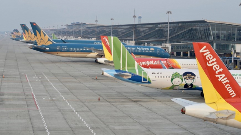 Máy bay các hãng hàng không tại sân bay Nội Bài.