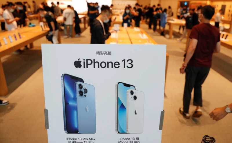 Dòng iPhone 13 series sẽ mất nhiều thời gian để có thể tiếp cận khách hàng. Ảnh: Reuters.