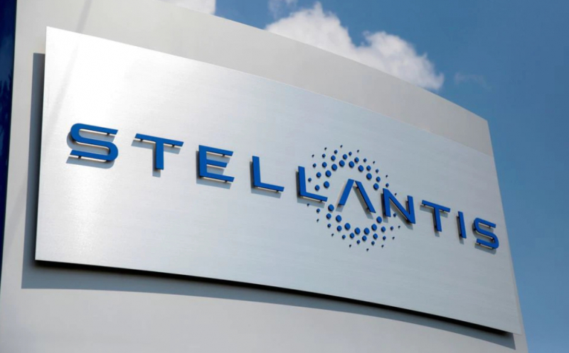 Samsung SDI và Stellantis quyết định liên doanh sản xuất pin xe điện. Ảnh: Reuters.