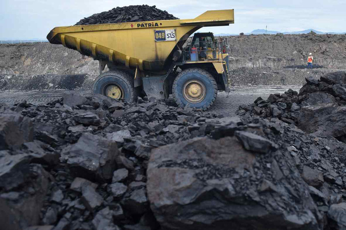 Thông báo tạm ngừng cấm xuất khẩu than của Indonesia hoàn toàn bất ngờ đối với cộng đồng các doanh nghiệp sản xuất, kinh doanh xuất khẩu than của nước này cũng như doanh nghiệp các nước đối tác. Ảnh: T.L.