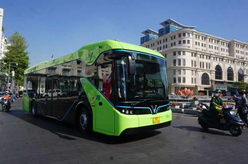 Xe buýt điện đầu tiên của TP.HCM sẽ chính thức vận hành vào ngày 9/3/2022.