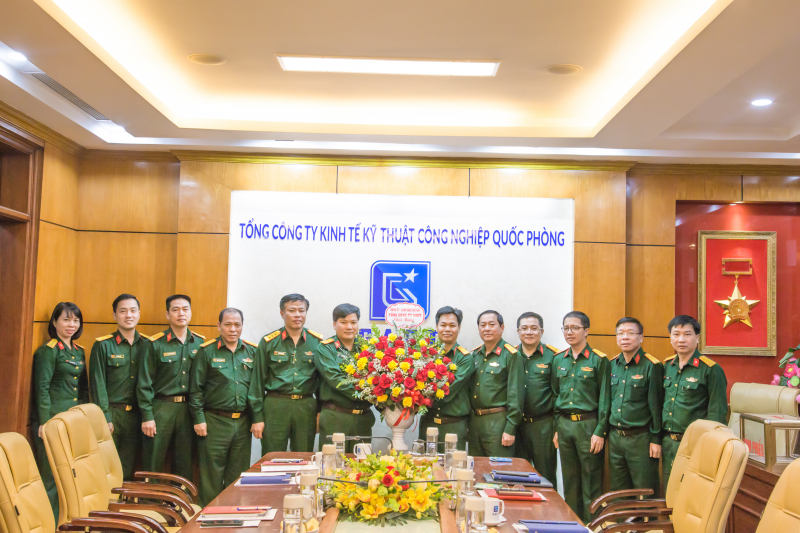 Ban Lãnh đạo Tổng Công ty Kinh tế Kỹ thuật công nghiệp quốc phòng (GAET). Ảnh: GAET.