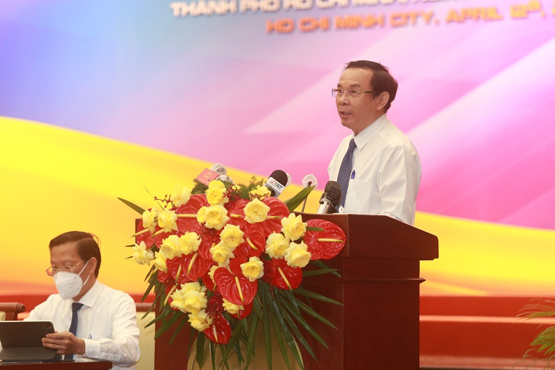Bí thư Thành ủy TP.HCM Nguyễn Văn Nên phát biểu tại hội nghị. Ảnh: Trần Linh