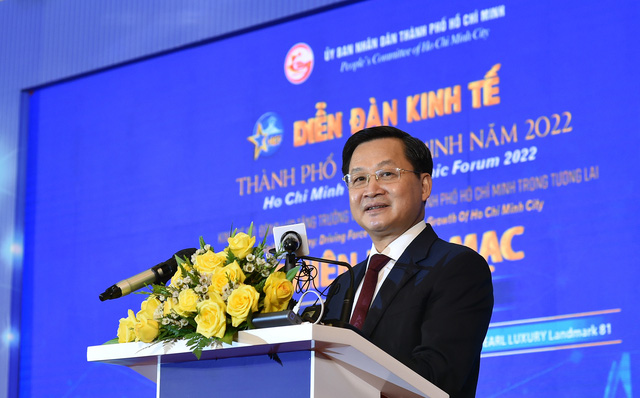 Phó Thủ tướng Lê Minh Khái phát biểu tại Diễn đàn kinh tế TP.HCM, ngày 15/4. Ảnh: VGP.