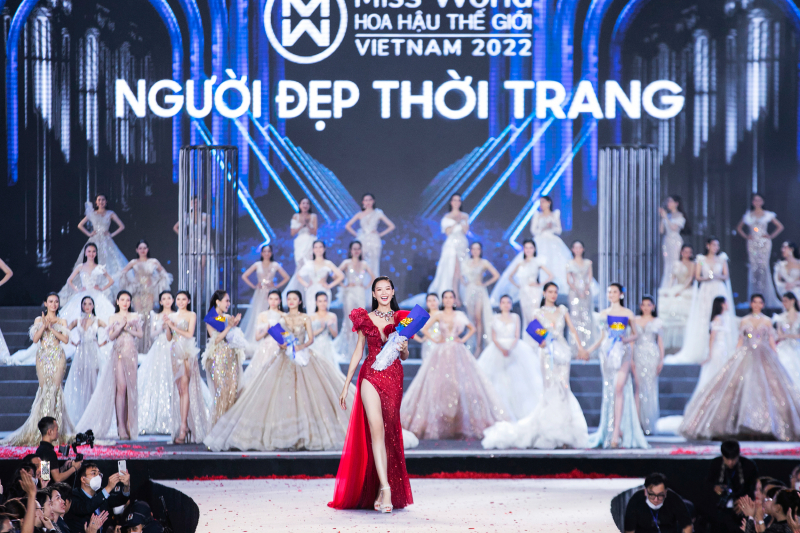 Các thí sinh Miss World Việt Nam có cơ hội thể hiện tài năng trên sàn diễn thời trang. Ảnh: BTC 