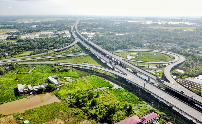 Theo các chuyên gia, hiện nay, khó khăn lớn nhất trong công tác giải phóng mặt bằng. Ảnh: TL.