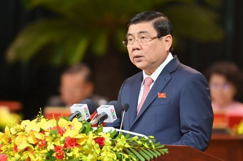 Nguyên Chủ tịch UBND TP.HCM Nguyễn Thành Phong bị kỷ luật bằng hình thức cảnh cáo.