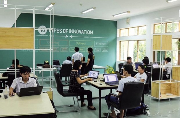 Startup Việt Nam còn yếu và thiếu nhiều thứ, ngoài vốn, nên cần sự hỗ trợ tốt hơn từ các thành phần trong hệ sinh thái. Ảnh: T.L.