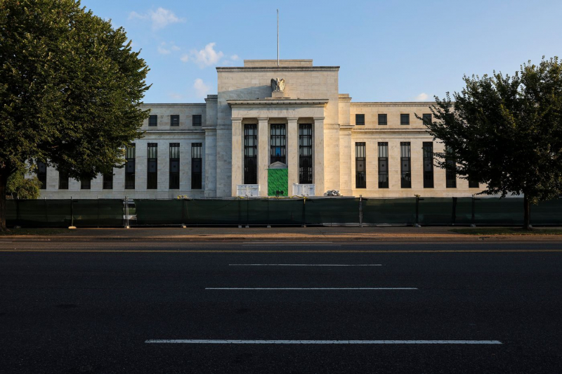 Các nhà giao dịch nhìn thấy cơ hội có 1 không 2 rằng Cục Dự trữ Liên bang sẽ tăng lãi suất cơ bản lên đủ một điểm phần trăm vào thứ Tư. Ảnh: Kevin Dietsch (Getty Images).