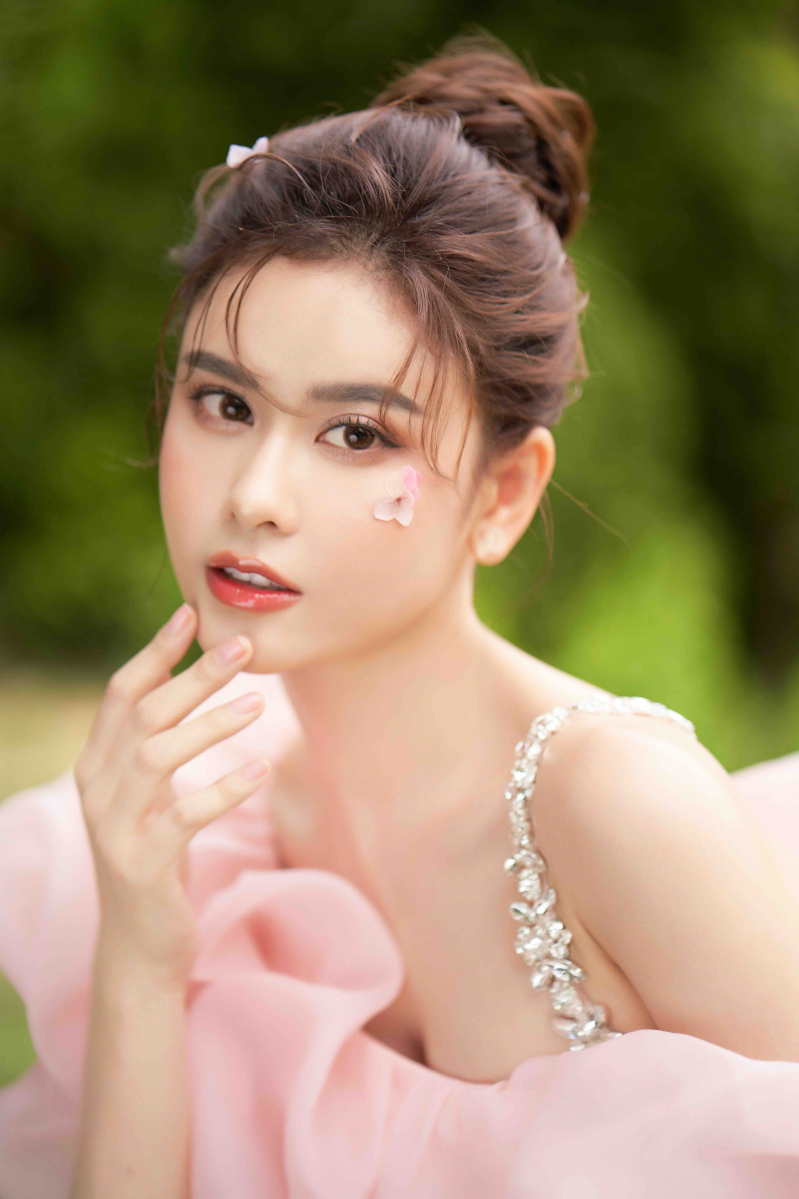 Hai năm qua Trương Quỳnh Anh ngưng hát để chữa bệnh. Ảnh: NVCC