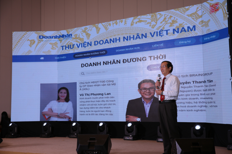 PHNG3581 (1)
