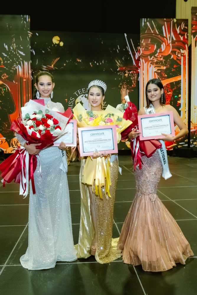 Top 3 đạt giải cao nhất tại cuộc thi diễn ra ở Campuchia
