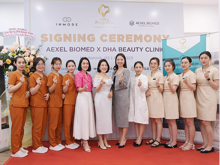 Đội ngũ bác sĩ và kỹ thuật viên tại DHA Beauty Clinic không ngừng nỗ lực để đem đến các trải nghiệm cao cấp nhất cho khách hàng.