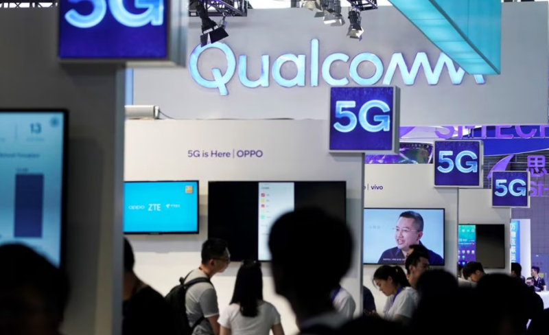 Qualcomm cung cấp chip 5G cho Apple cho tới năm 2026. Ảnh: Reuters