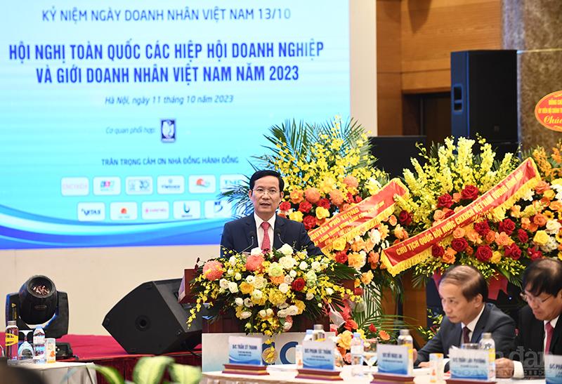Ông Phạm Tấn Công Chủ tịch Liên đoàn Thương mại và Công nghiệp Việt Nam (VCCI), phát biểu tại sự kiện.