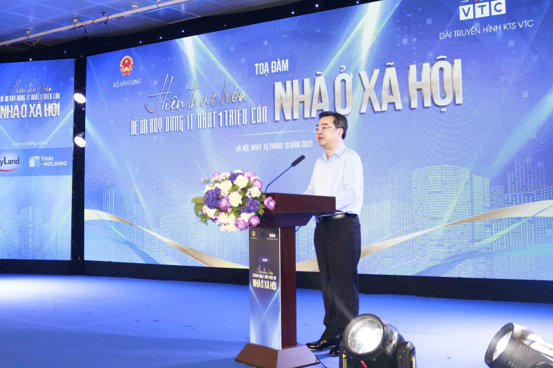 Bộ trưởng Bộ Xây dựng Nguyễn Thanh Nghị phát biểu khai mạc tọa đàm.