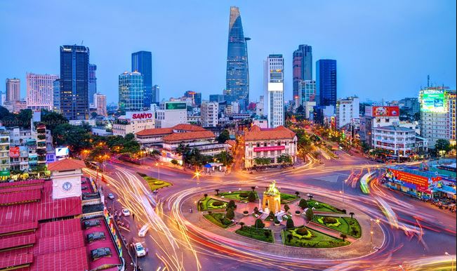 Kinh tế Việt Nam còn rất nhiều động lực cần khơi thông kịp thời để có thể đạt mức tăng trưởng kì vọng trong năm nay. Ảnh: T.L.