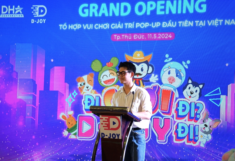 Phó Chủ tịch Thường trực D-Joy Đặng Quang Anh phát biểu tại lễ khai trương mong muốn mang đến môi trường giải trí đúng nghĩa với những trải nghiệm trọn vẹn