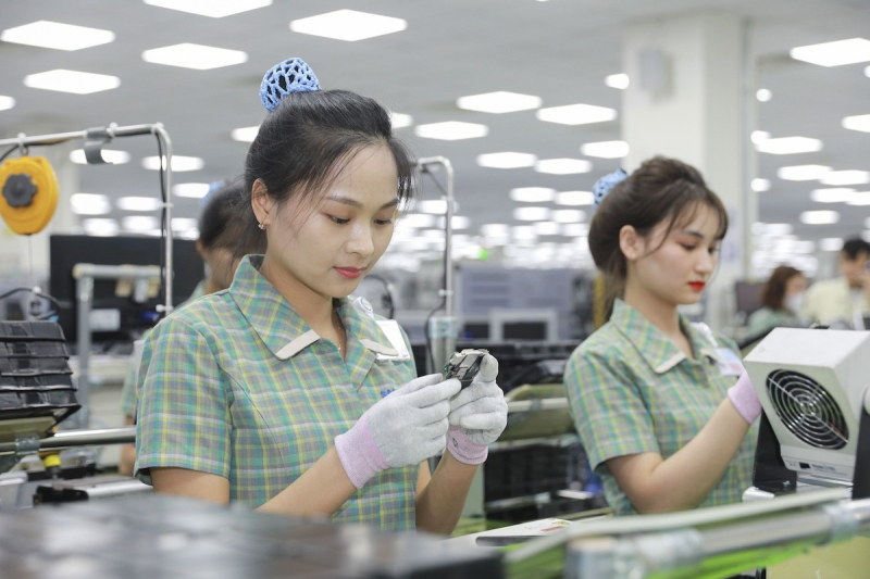 Nhiều hãng điện tử lớn trên thế giới đã đầu tư xây dựng cơ sở sản xuất sản phẩm điện tử công nghệ cao ở Việt Nam như Samsung, LG, Foxconn, Fukang Technology, LG Display Hải Phòng. Ảnh: TL.