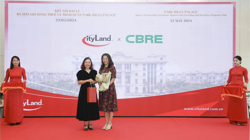 Đại diện CityLand và Công ty CBRE.