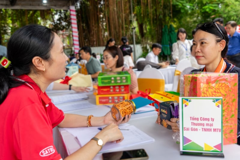 Liên kết hợp tác phát triển kinh tế - xã hội giữa TP.HCM và các tỉnh, thành phố thuộc Vùng Kinh tế trọng điểm là yêu cầu, nhiệm vụ cấp thiết… Ảnh: SATRA