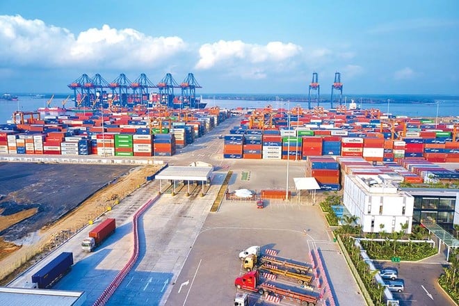 Dịch vụ logistics cải thiện sẽ giúp hàng hóa Việt Nam có sức bật tốt hơn trên thị trường thế giới. Ảnh: T.L