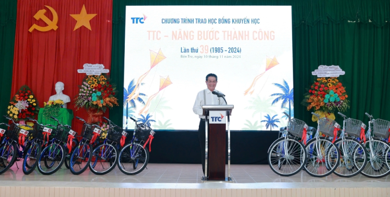 Ông Đặng Văn Thành - Chủ tịch Tập đoàn TTC cho biết trong kỷ nguyên số, mỗi cá nhân cần có “cách mạng tư duy” từ chính nội tại, đặc biệt là thế hệ trẻ - những công dân toàn cầu.