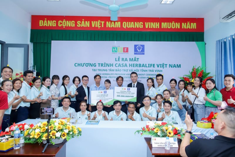 Ông Nguyễn Thành Đạt – Giám đốc Truyền thông Herbalife Việt Nam – Campuchia tại lễ ra mắt Casa Herbalife Việt Nam ở Trà Vinh