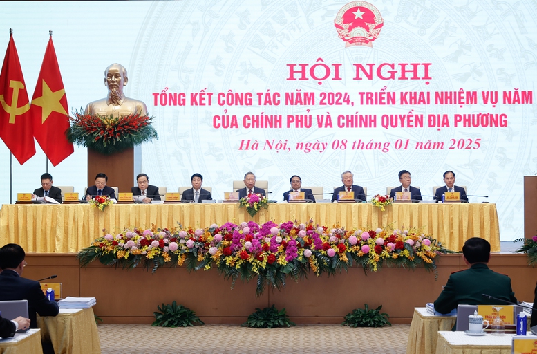 Hội nghị tổng kết công tác năm 2024, triển khai nhiệm vụ năm 2025 của Chính phủ và chính quyền địa phương, ngày 8/1. Ảnh: VGP