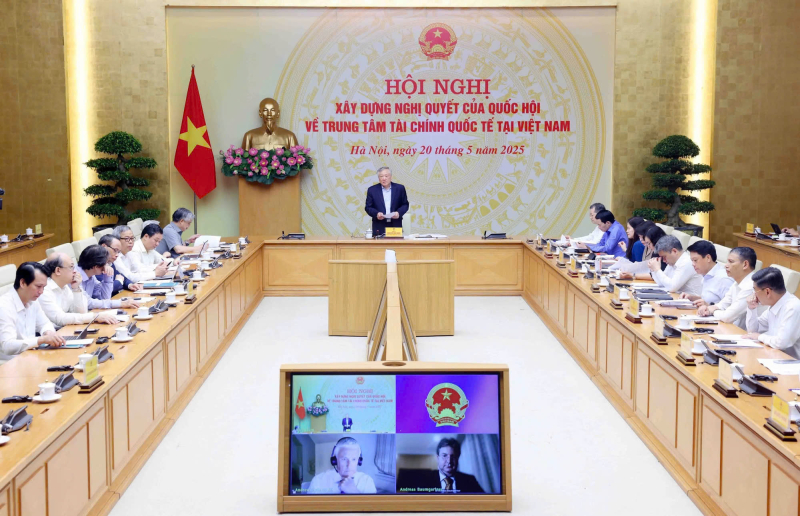 Chính phủ thể hiện quyết tâm chính trị cao trong việc hiện thực hóa Trung tâm Tài chính Quốc tế, hướng tới mục tiêu phát triển nhanh và bền vững