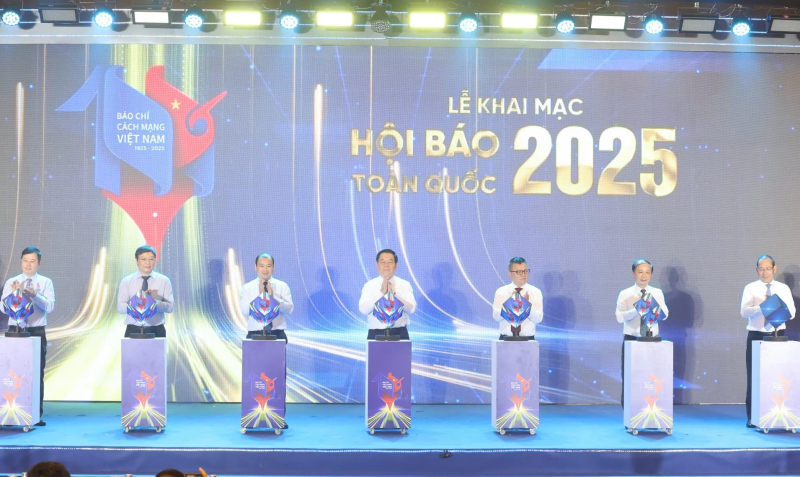 Hội báo toàn quốc khai mạc trọng thể tại Hà Nội