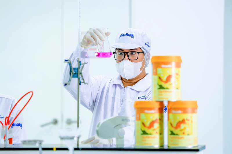 Vinamilk tiên phong đưa đột phá 6 HMO vào giải pháp dinh dưỡng cho trẻ. Ảnh: Nguyễn Hoàng