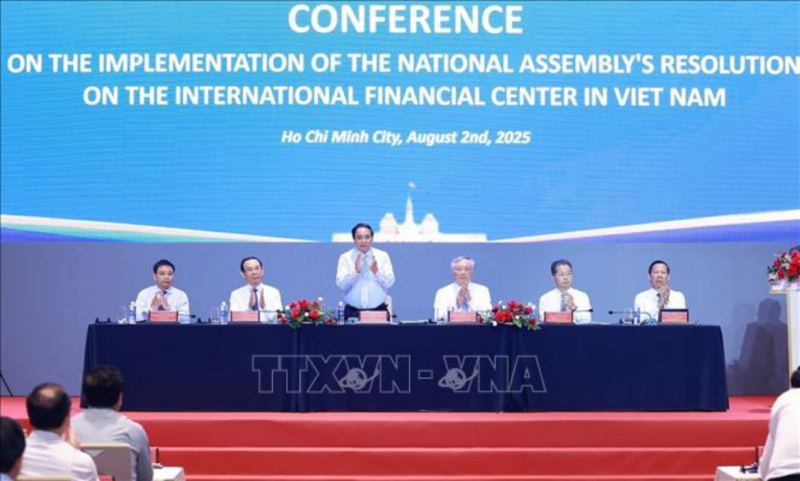 hủ tướng Phạm Minh Chính chủ trì Hội nghị quán triệt, triển khai Nghị quyết của Quốc hội về Trung tâm tài chính quốc tế tại Việt Nam. Ảnh: Dương Giang/TTXVN