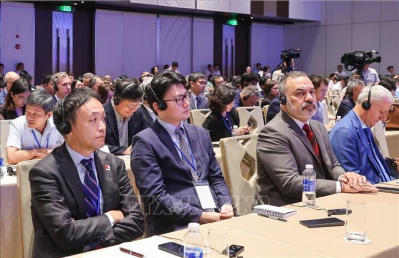 Các đại biểu tham dự Hội nghị quán triệt, triển khai Nghị quyết của Quốc hội về Trung tâm tài chính quốc tế tại Việt Nam. Ảnh: Dương Giang/TTXVN